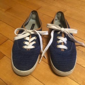 Canvas Tommy Hilfiger shoes